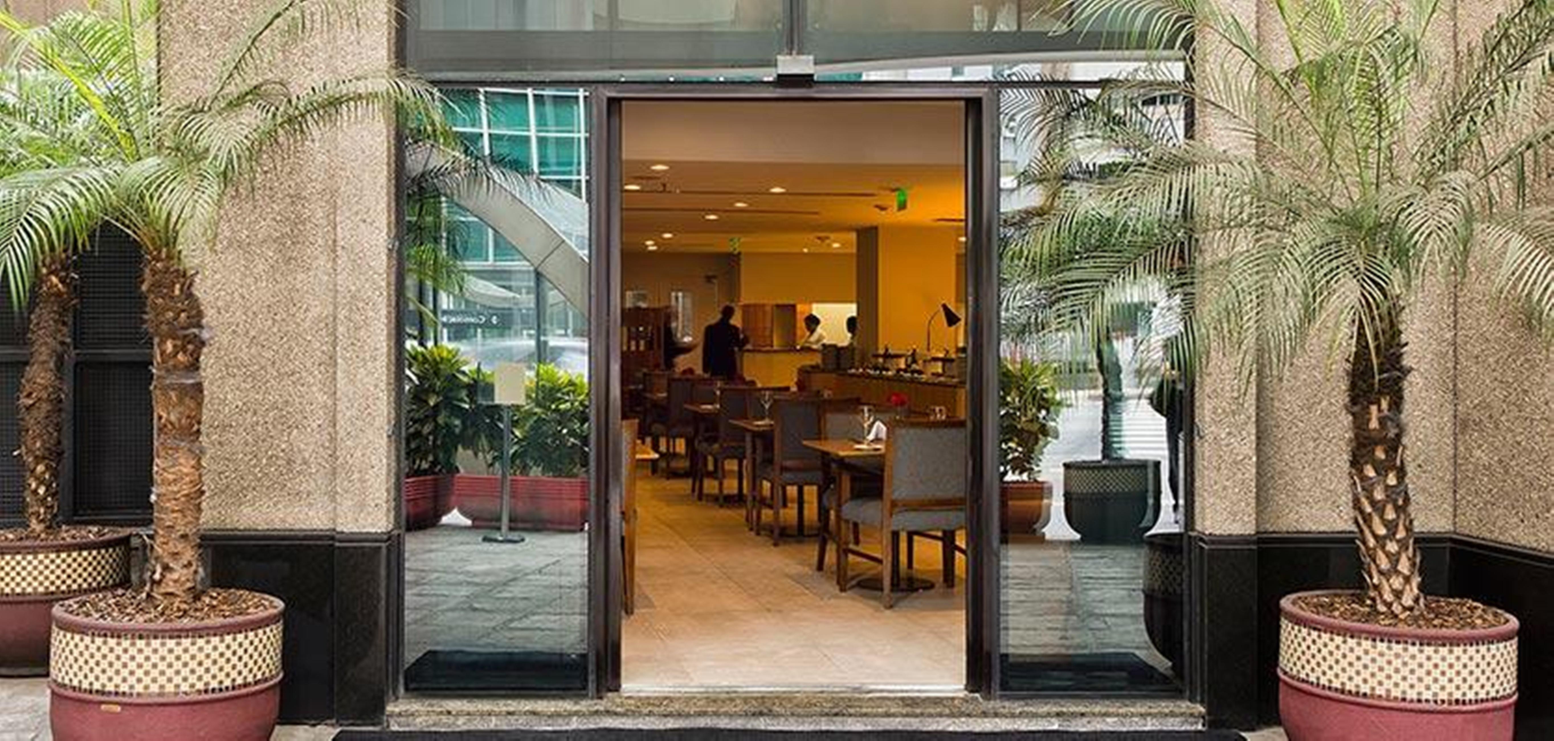 保利斯塔美利亚酒店 圣保罗 外观 照片 Automatic door
