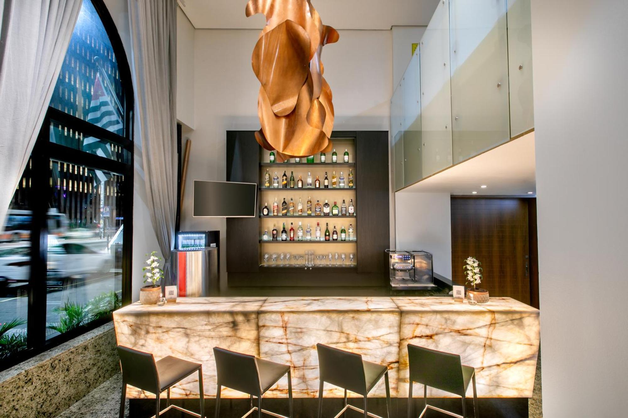 保利斯塔美利亚酒店 圣保罗 外观 照片 The bar at the hotel
